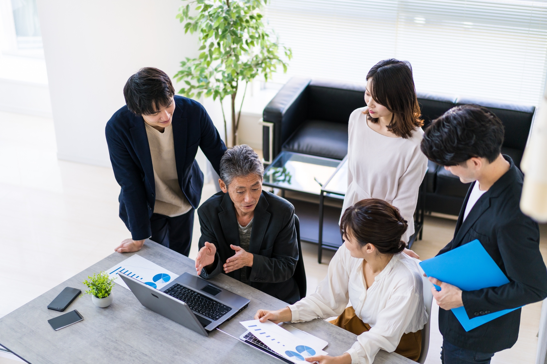 株式会社アールナインの正社員 総務の求人情報イメージ1